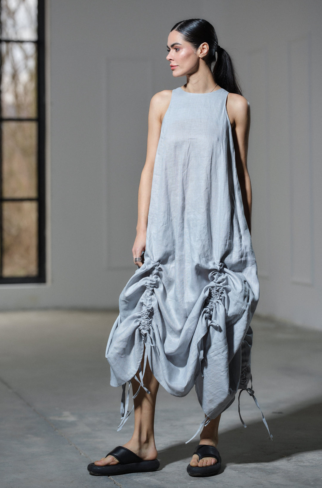 Avant garde linen dress with adjustable length