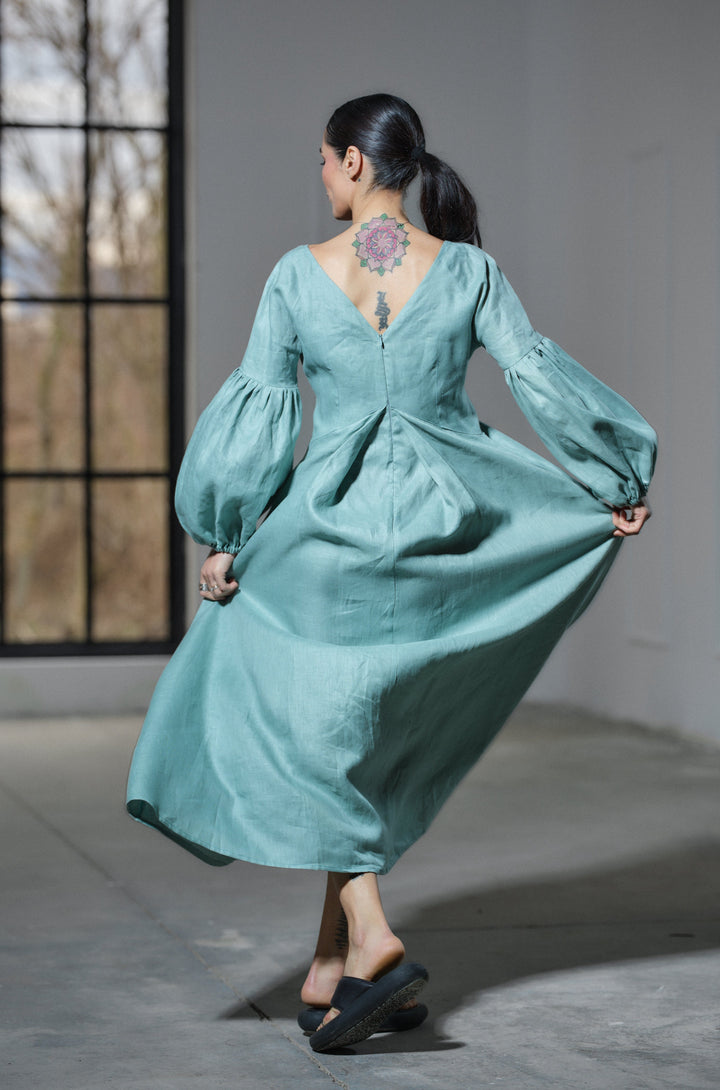 Green tea maxi linen dress