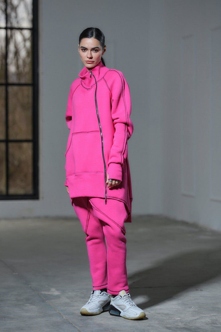 Asymmetrical cotton tracksuit set in fuchsia color