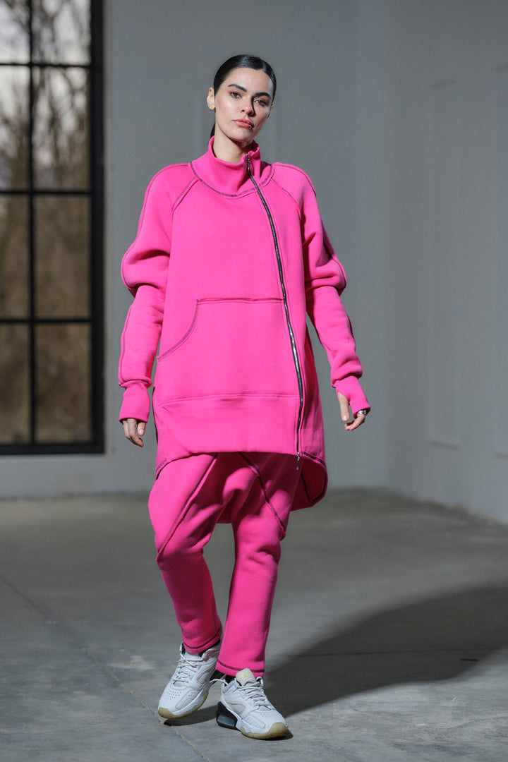 Asymmetrical cotton tracksuit set in fuchsia color