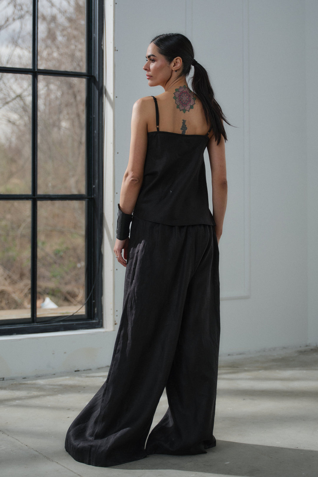 Black wide leg linen wrap pants