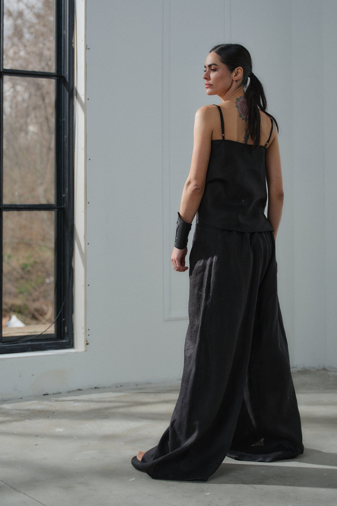 Black wide leg linen wrap pants