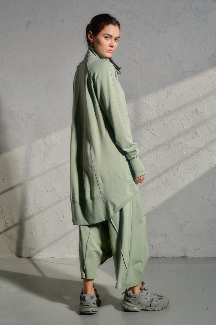 Avant garde loose fit sweatshirt in green tea color