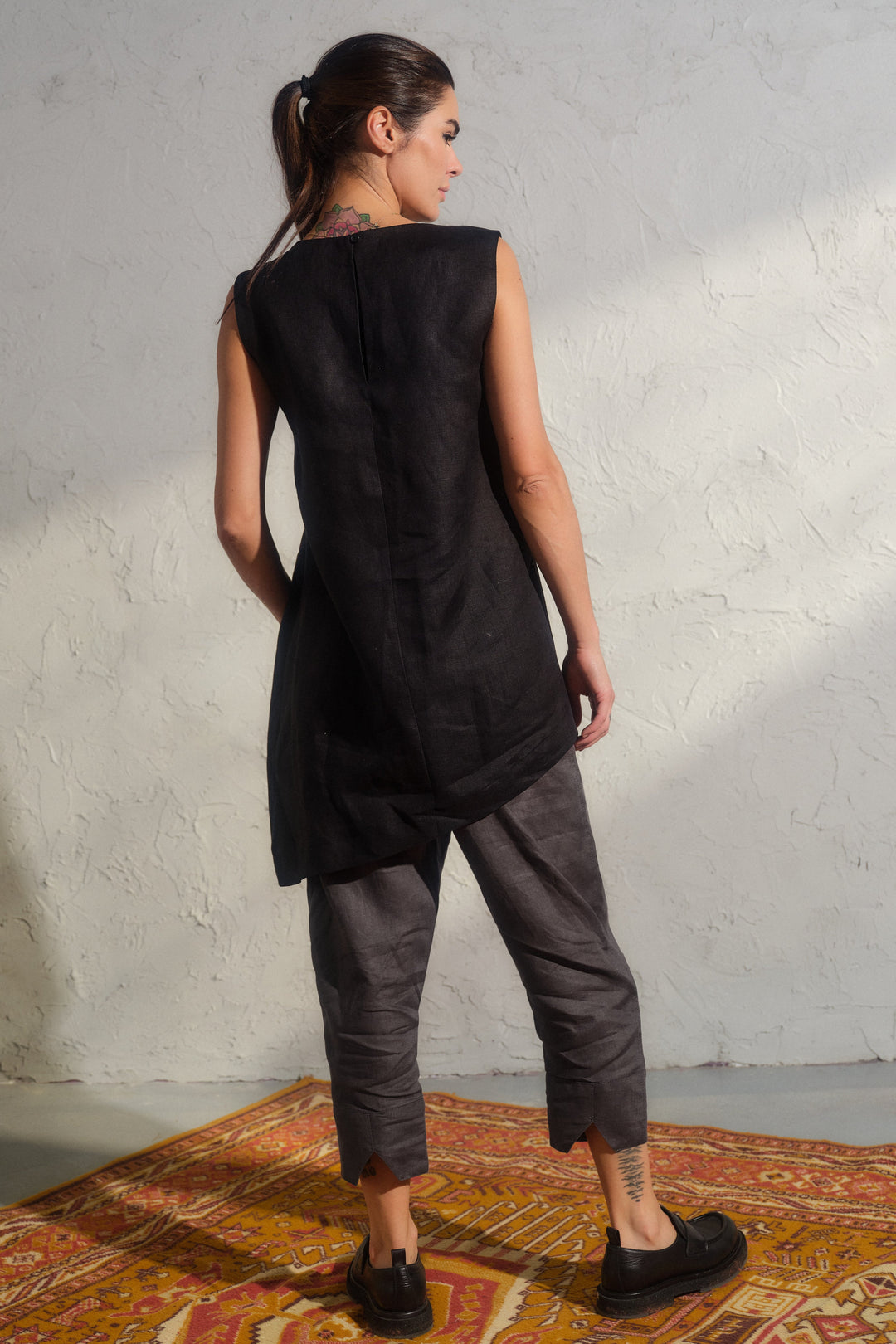 Summer linen baggy pants in Dark grey