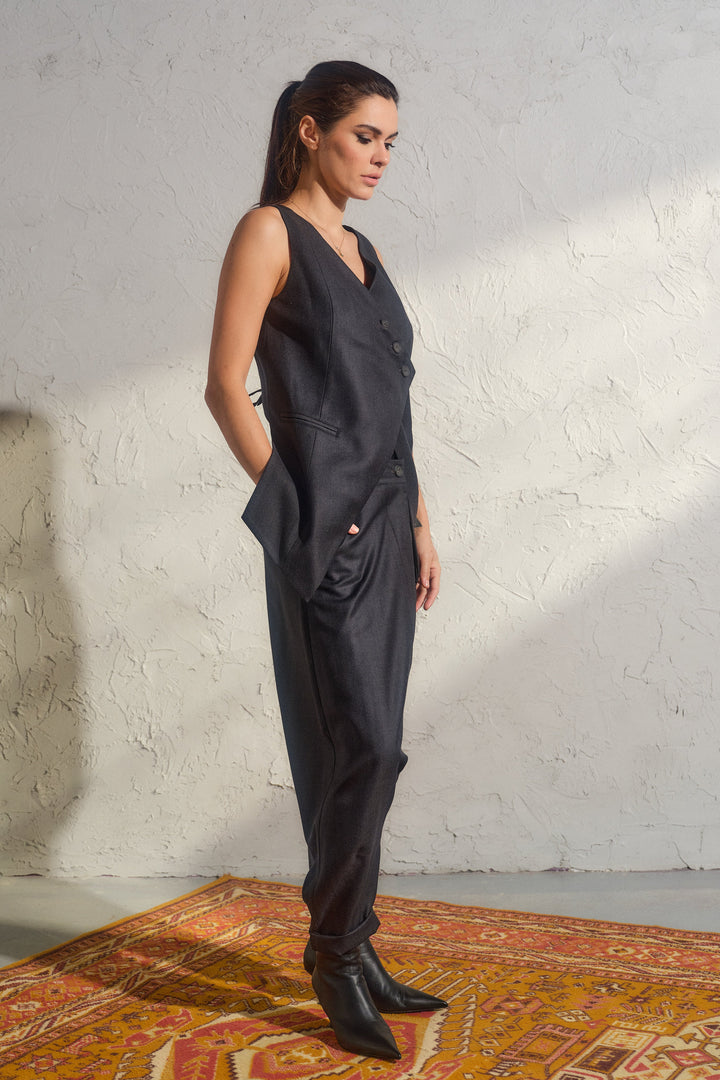 Merino wool baggy pants with asymmetrical details