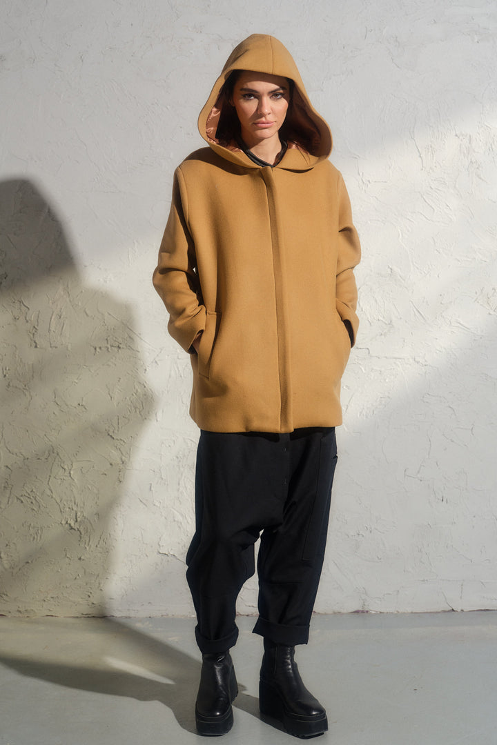 Minimalistic pure wool coat