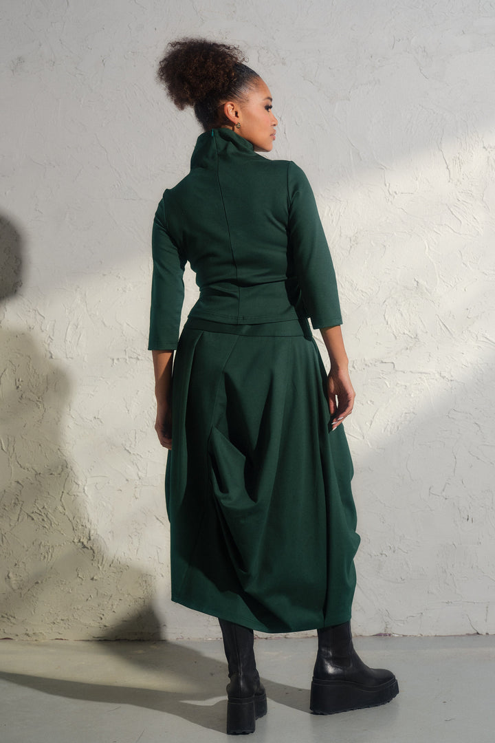 Asymmetrical viscose midi skirt in emerald green