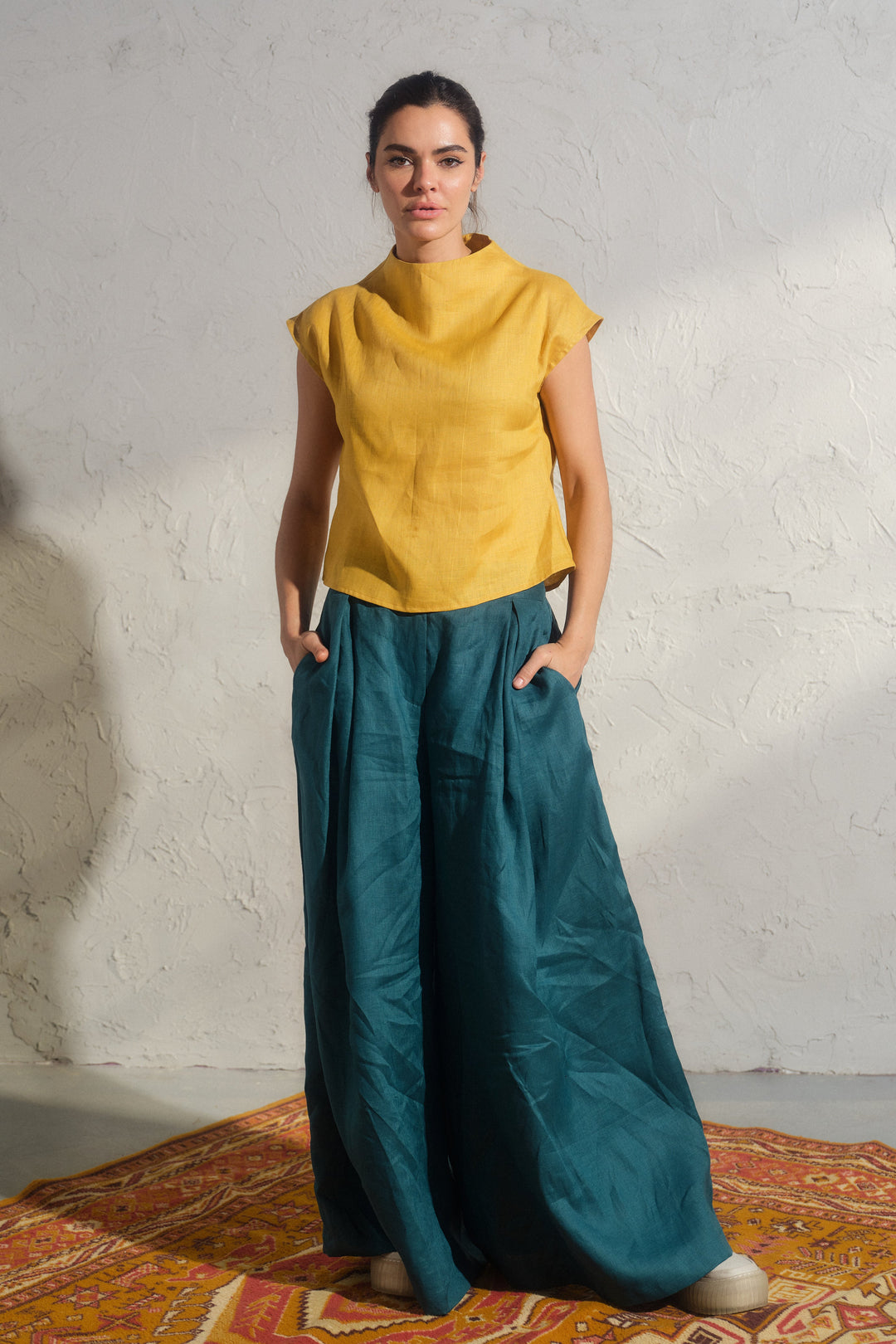 Wide leg petrol blue linen pants with pleats