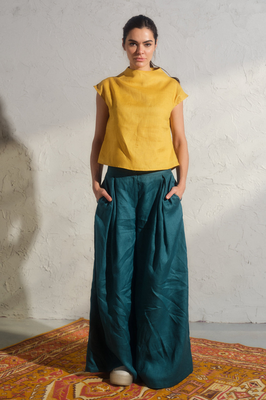 Wide leg petrol blue linen pants with pleats