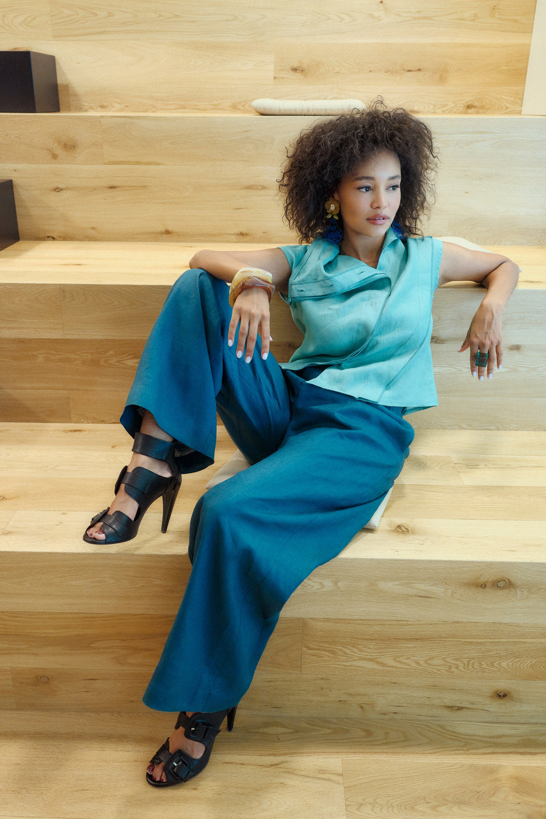 Sculptural Linen top in Green Tea