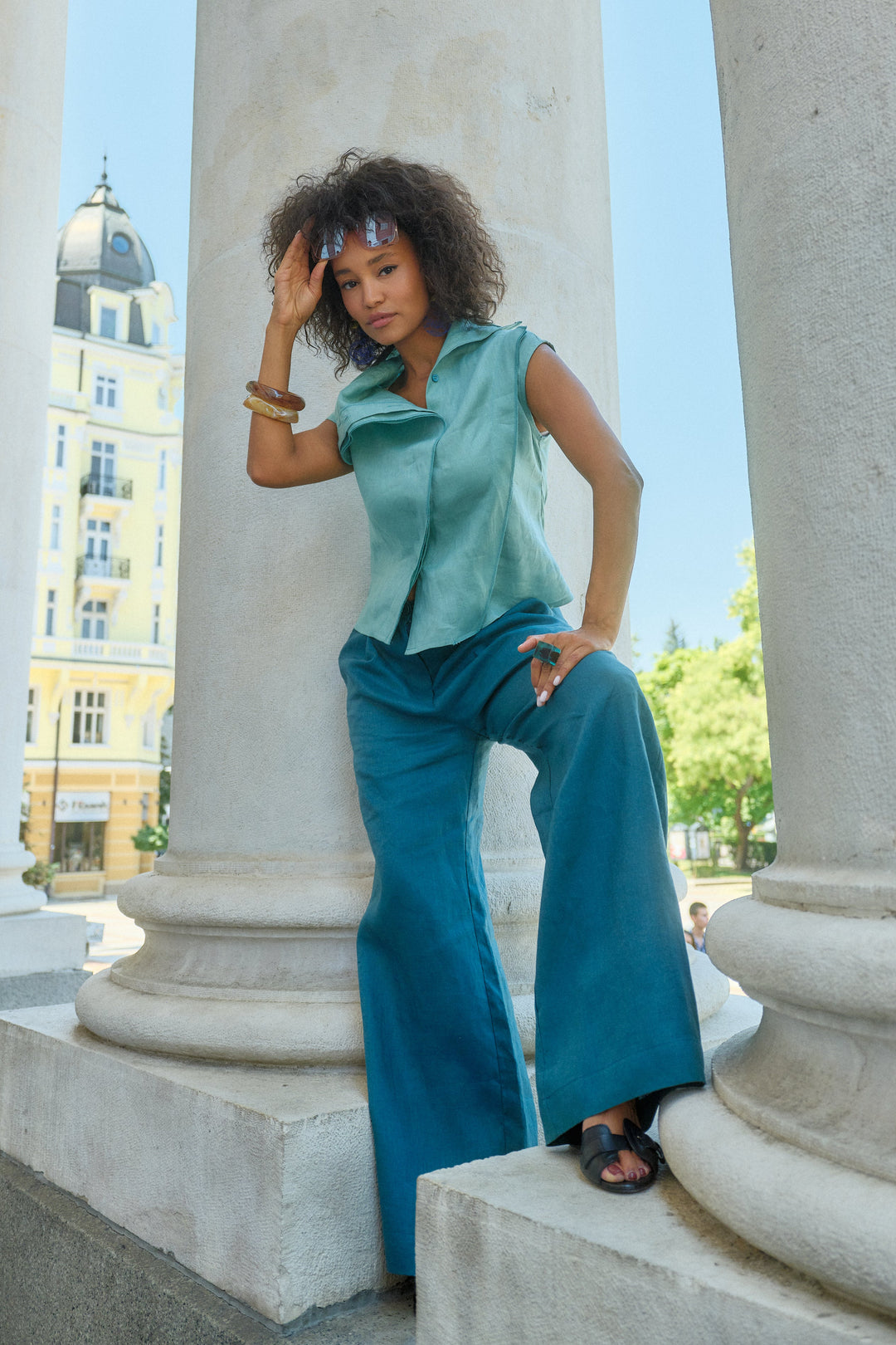Sculptural Linen top in Green Tea