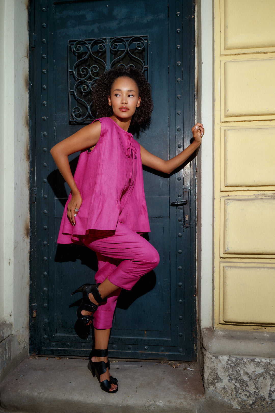Cyclamen Architectural Linen Sleeveless Shirt