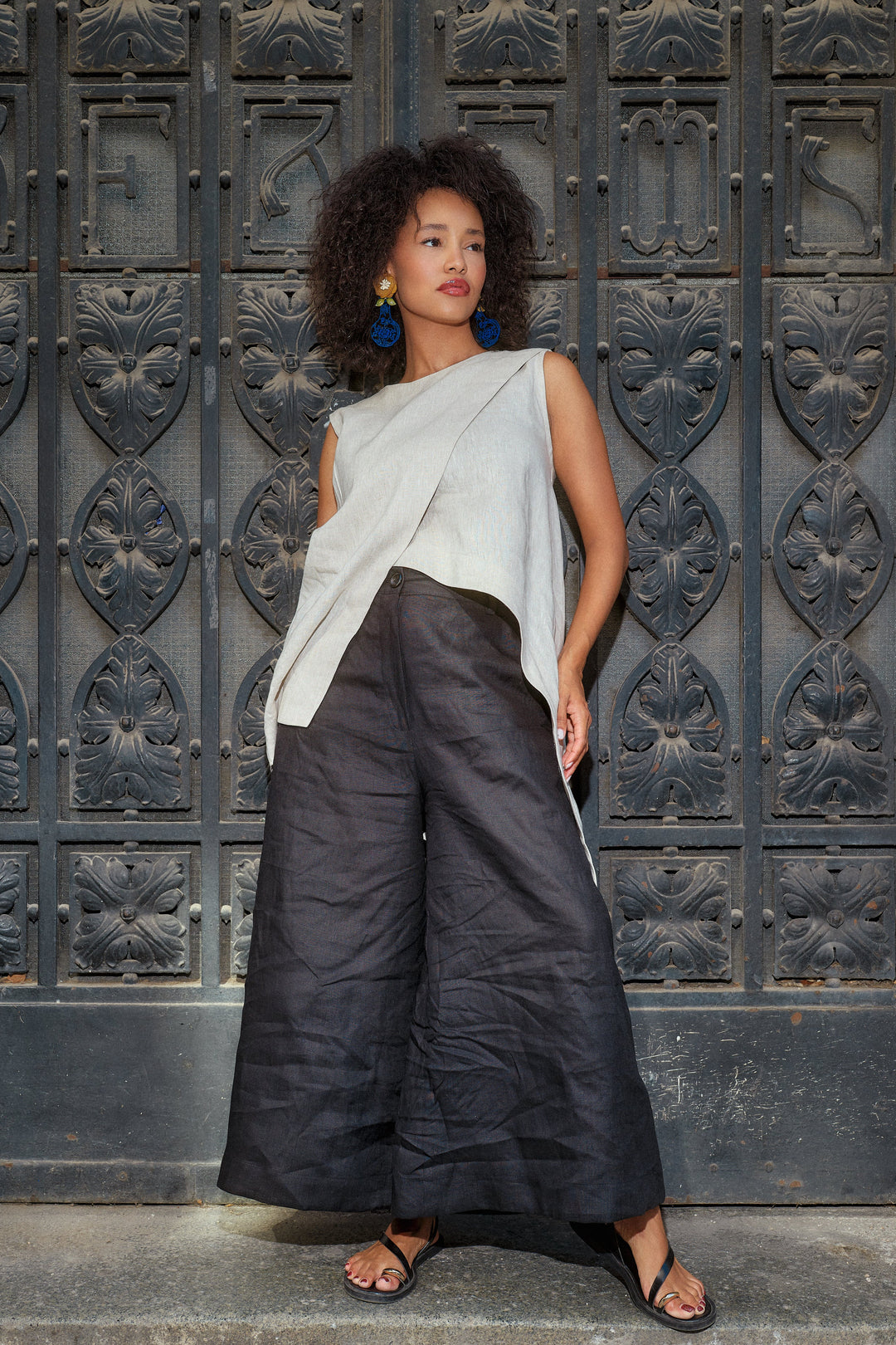 Avant-Garde Wide Leg Linen Palazzo Pants