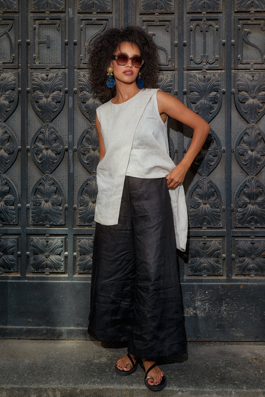 Avant-Garde Wide Leg Linen Palazzo Pants