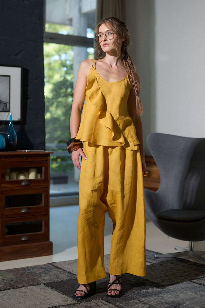 Linen harem pants in mustard