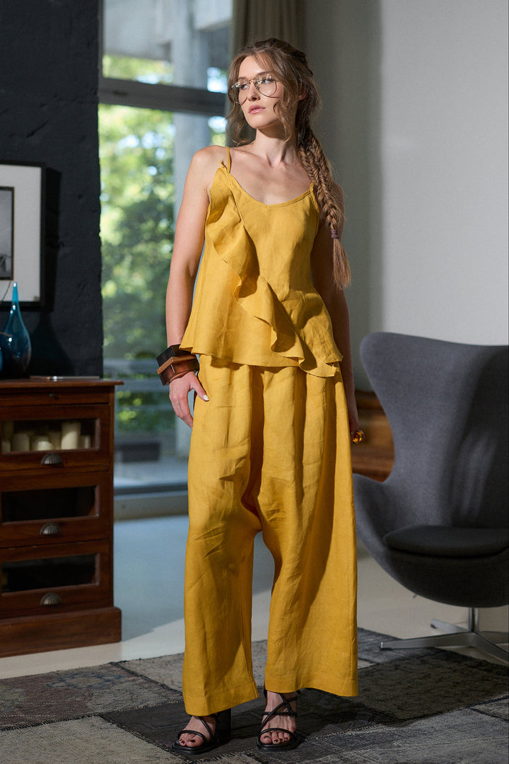 Linen harem pants in mustard