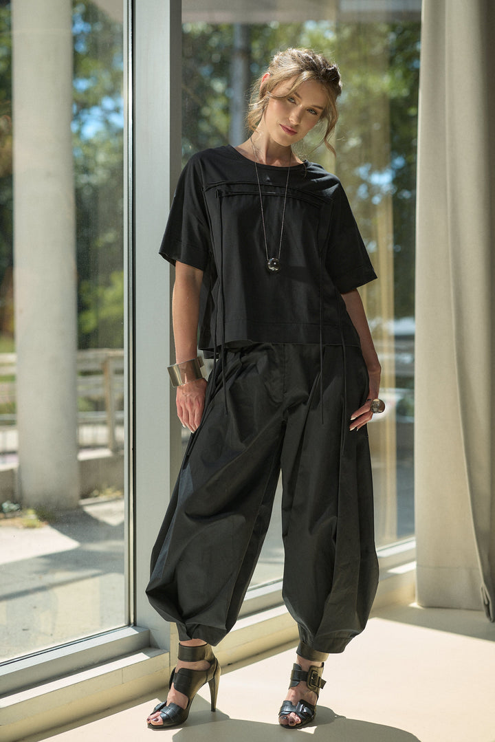 Schwarze Baggy-Hose aus Baumwolle