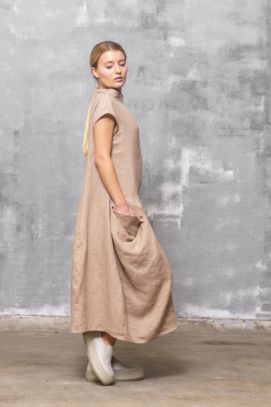 Long Linen Summer Kaftan Dress with Pockets