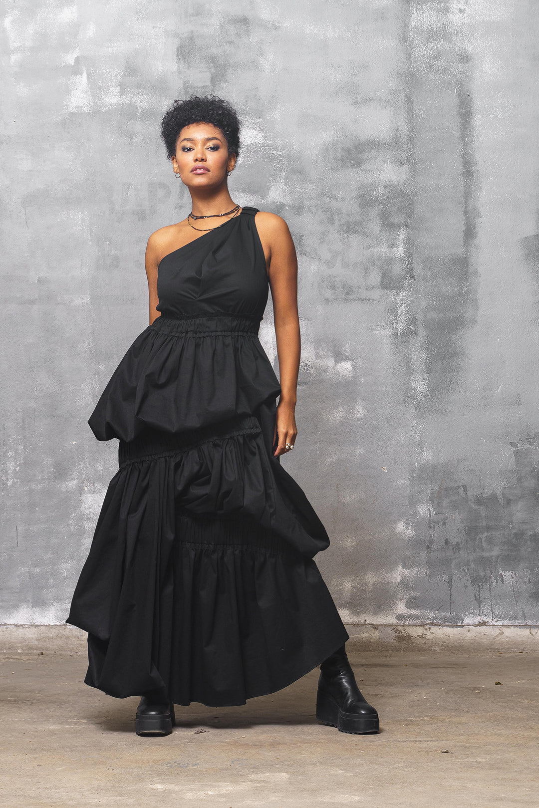 One Shoulder Black Avant Garde Dress 4XL / White One Shoulder Black Avant Garde Dress 4XL / White