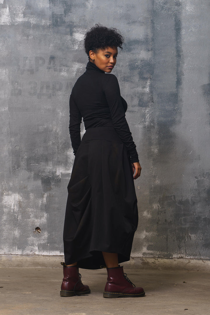 Black Knitted Fabric Mid Waist Skirt