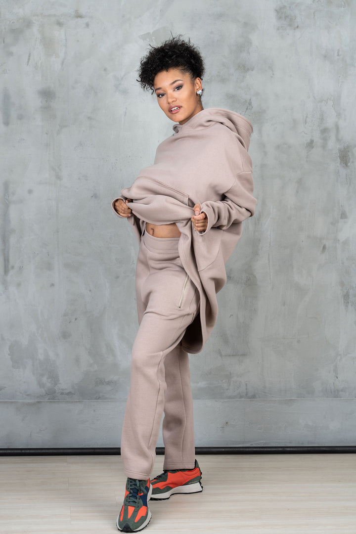 Asymmetrical activewear tracksuit set of sweatshirt and sweatpants