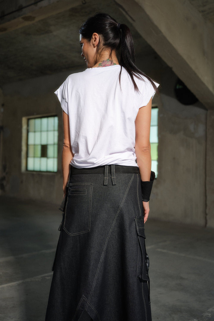 Long denim cargo skirt with low waist, Utility wrap skirt with cargo pockets, Black maxi denim skirt, Jean skirt, Techwear