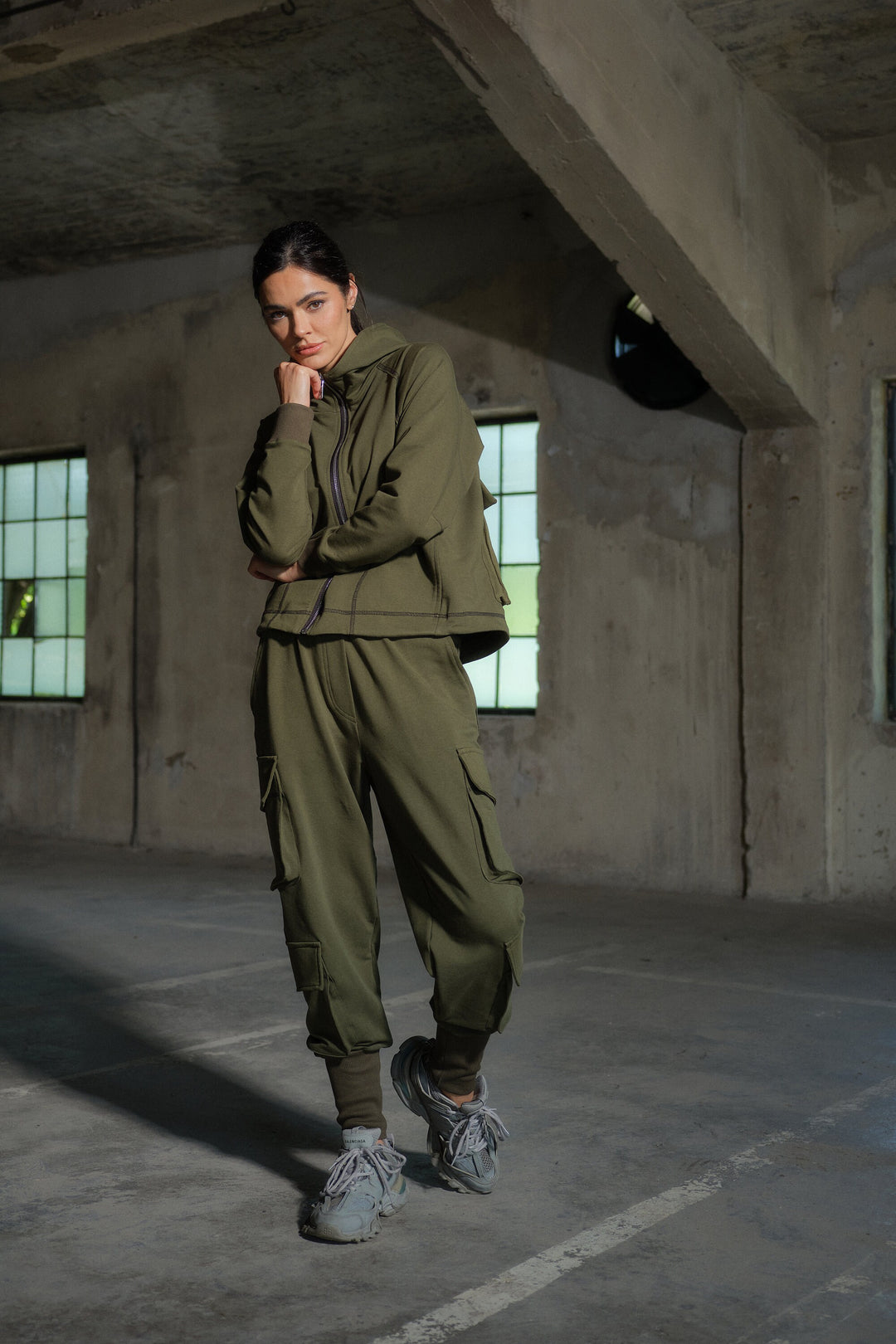 Casual Cotton Workout Pants Women with Cargo Pockets , Sporty track pants, Activewear, Fitness pants, Urban pants, Sustainable clothes