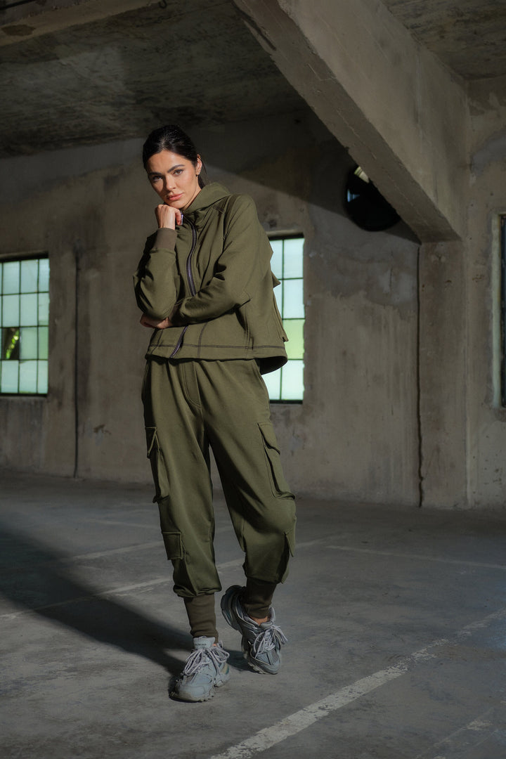 Casual Cotton Workout Pants Women with Cargo Pockets , Sporty track pants, Activewear, Fitness pants, Urban pants, Sustainable clothes